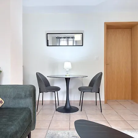 Intimiste - Parking Prive, Smart Tv, Proche Des Itineraires Velo Appartement *