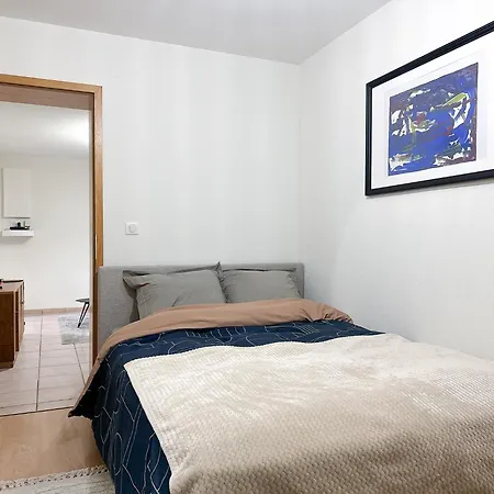 Convenient With Private Parking, Smart Tv & Bike Trails Nearby Monswiller